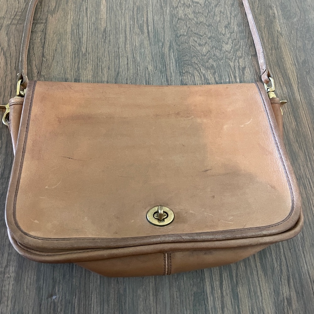 Vintage Coach Saddle Leather Purse